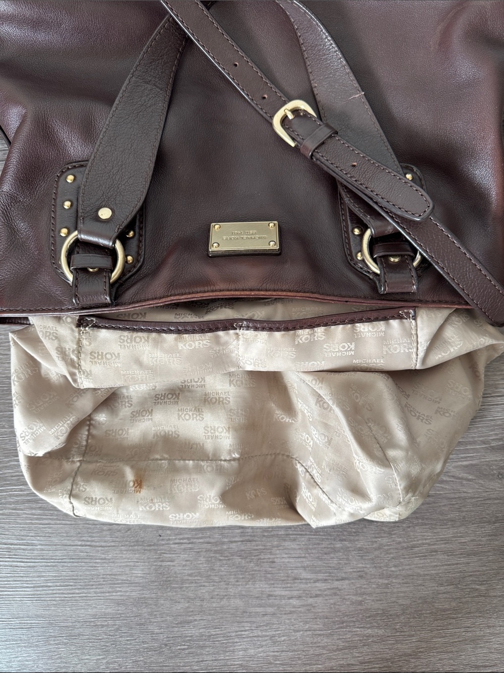 Nice Leather Michael Kors Dark Brown Shoulder Tote with Gold Accents - Picture 9 of 12